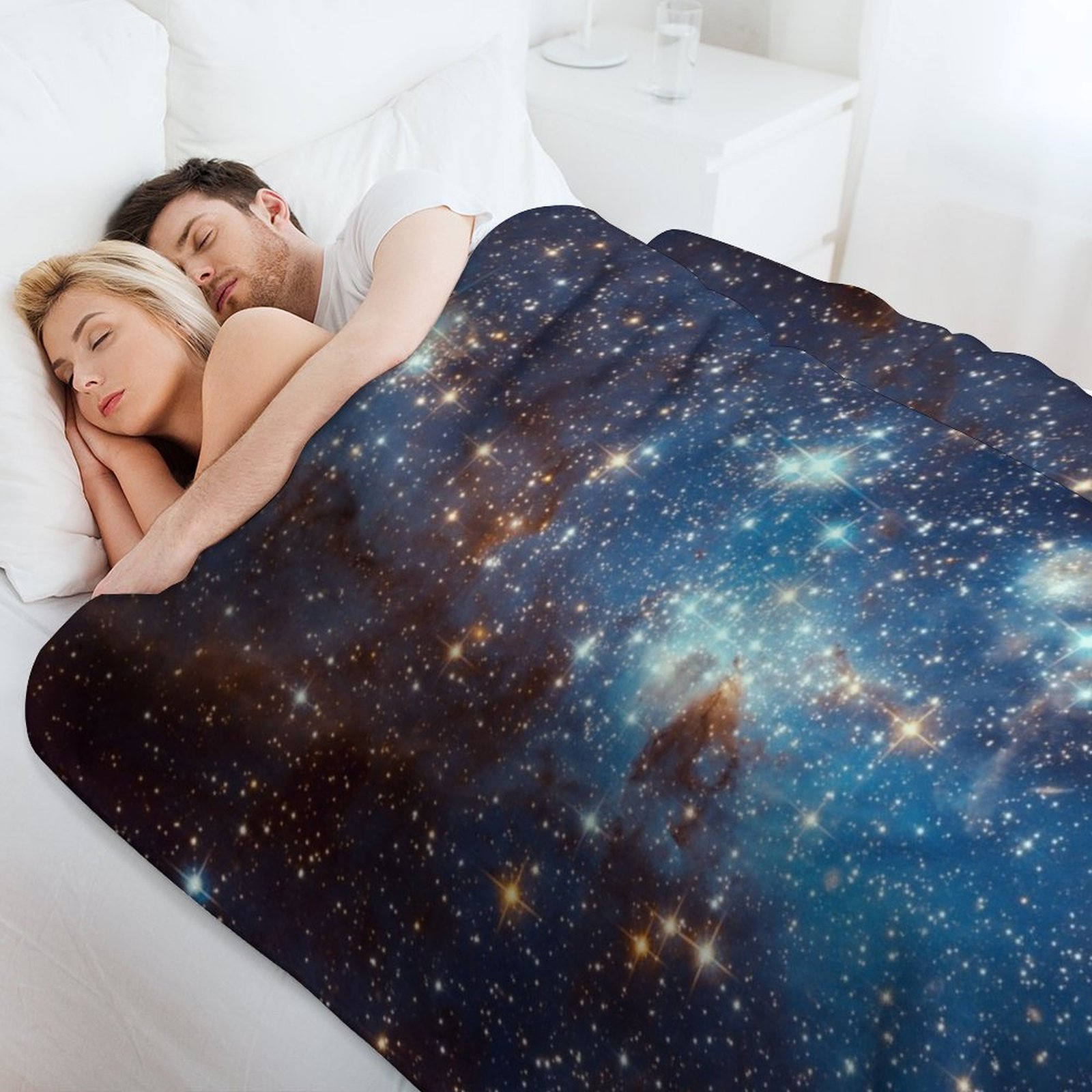 Blue Nebula Stars Space Throw  - огляд і ціна Space Blanket Heavy